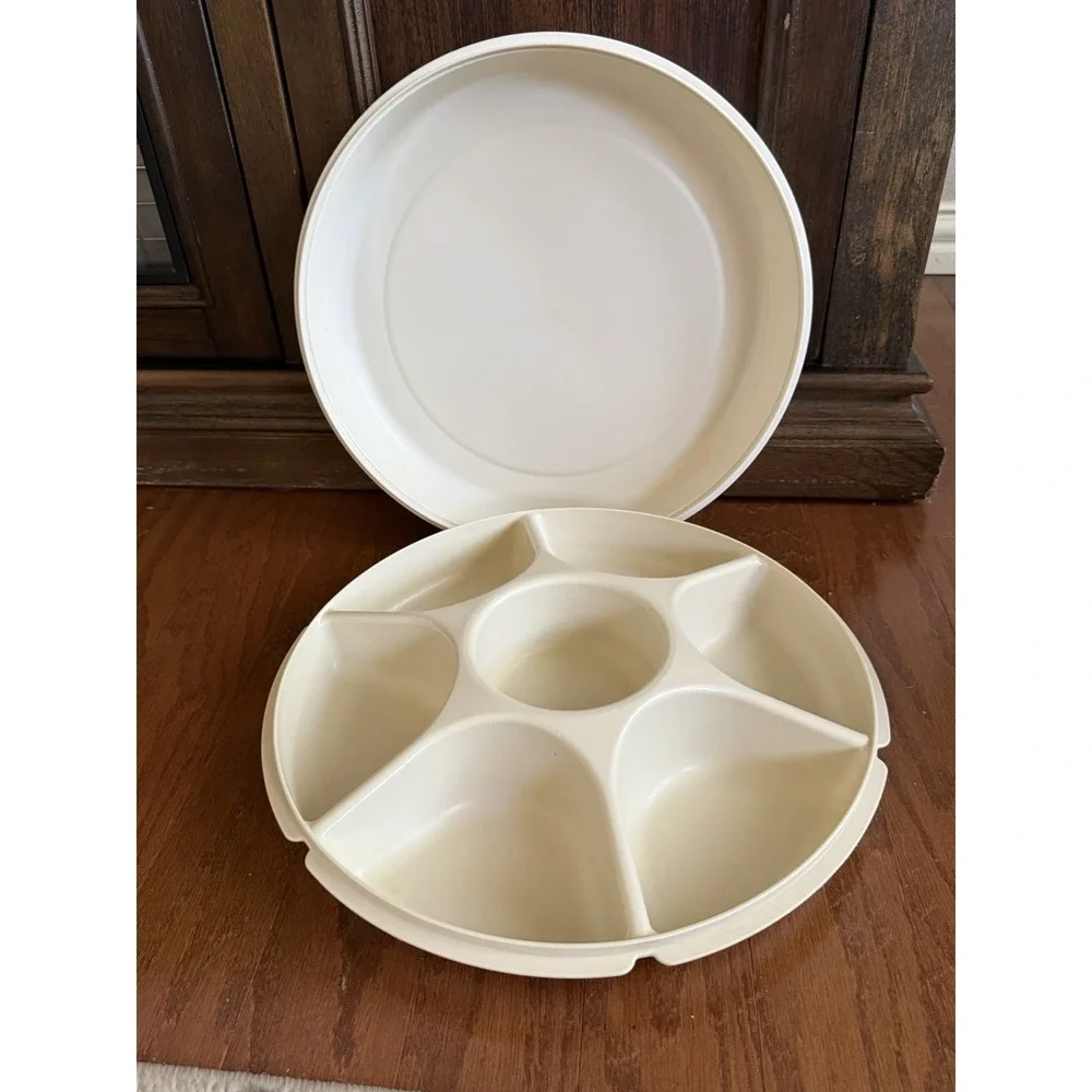 Vintage Tupperware 1665 Veggie Fruit Appetizer Divided‎ Serving Tray Base w/Lid